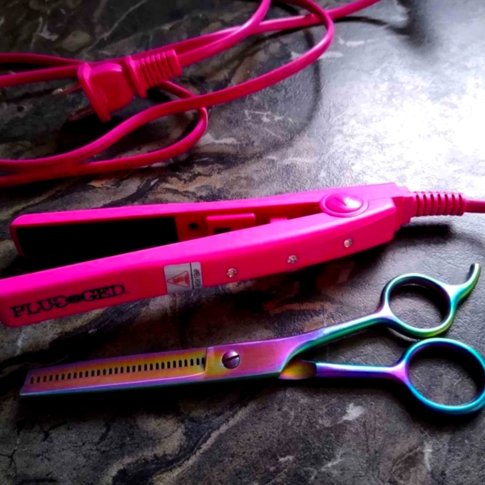Shears and straightener